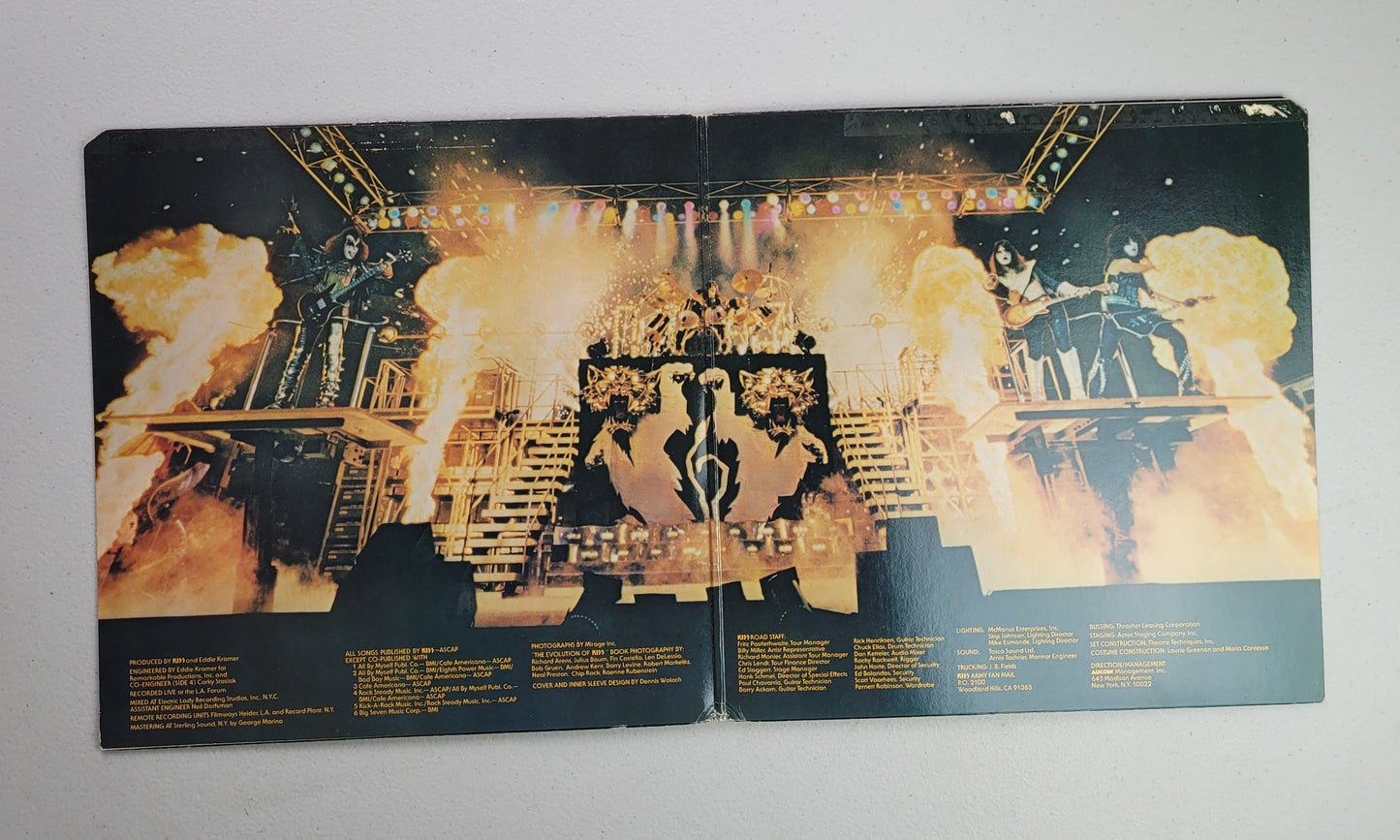 Kiss,Alive II,Original USA pressing. Evolution of Kiss booklet,LP Album