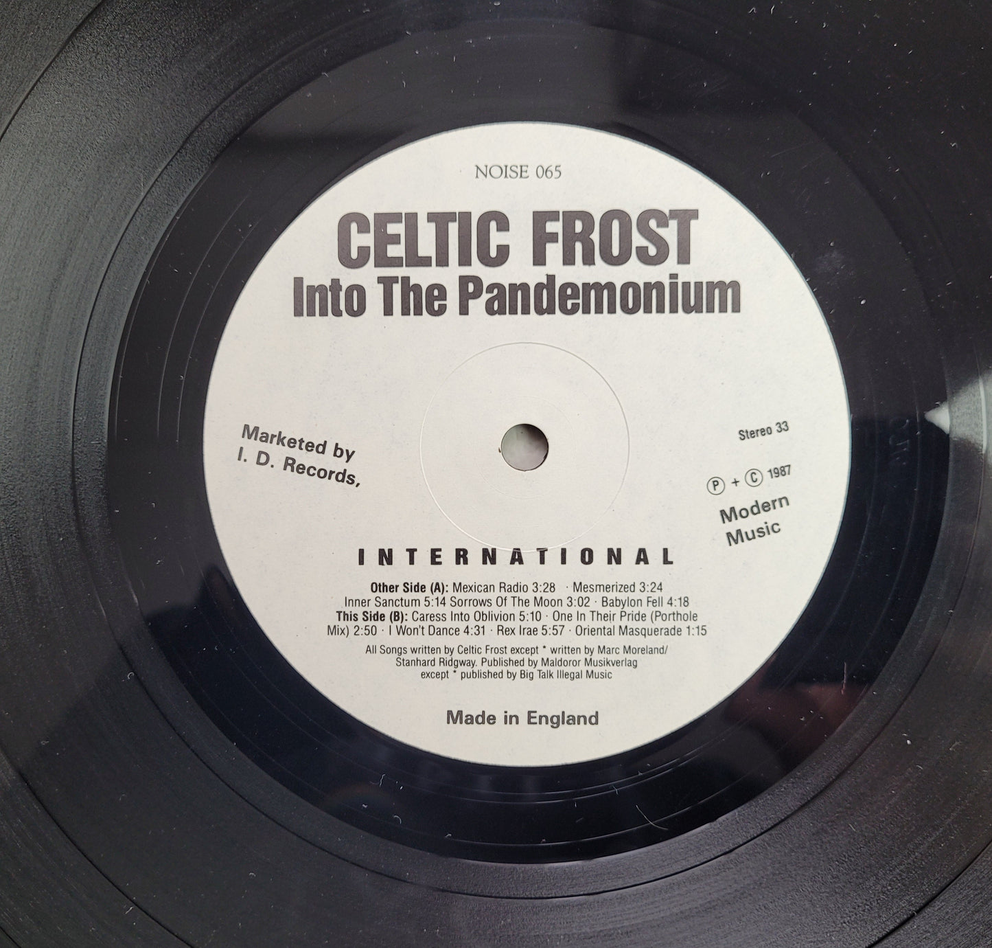 Celtic Frost,Into The Pandemonium,Includes the lyric insert.,,LP Album